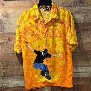 J/E/T STRTWR Yellow & Orange Skateboard Print Short-Sleeve Shirt men's XL